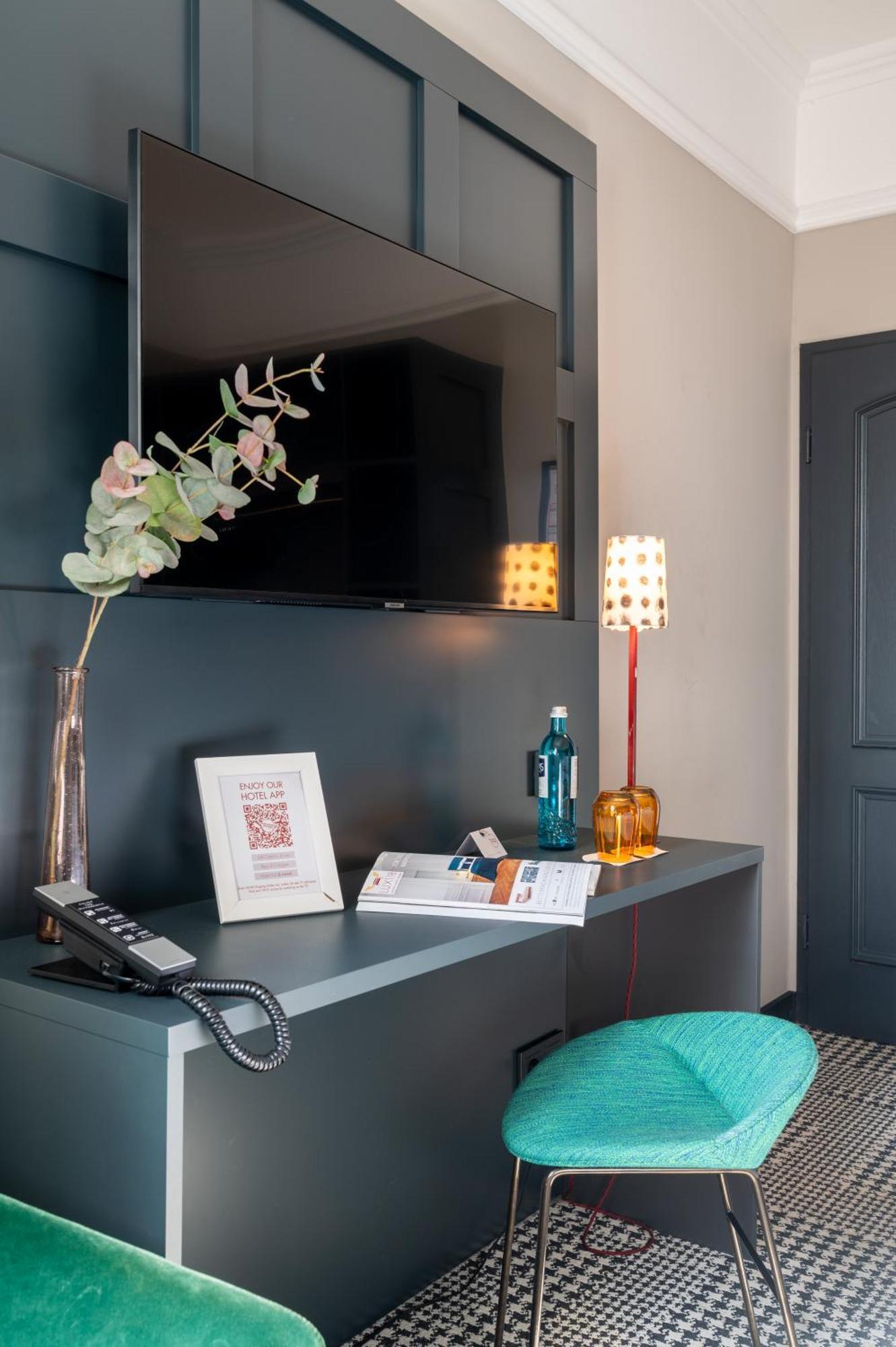 Отель The Midtown 4*